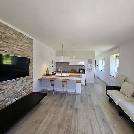 La Casa Di Erika - Bebele In * 贝拉焦